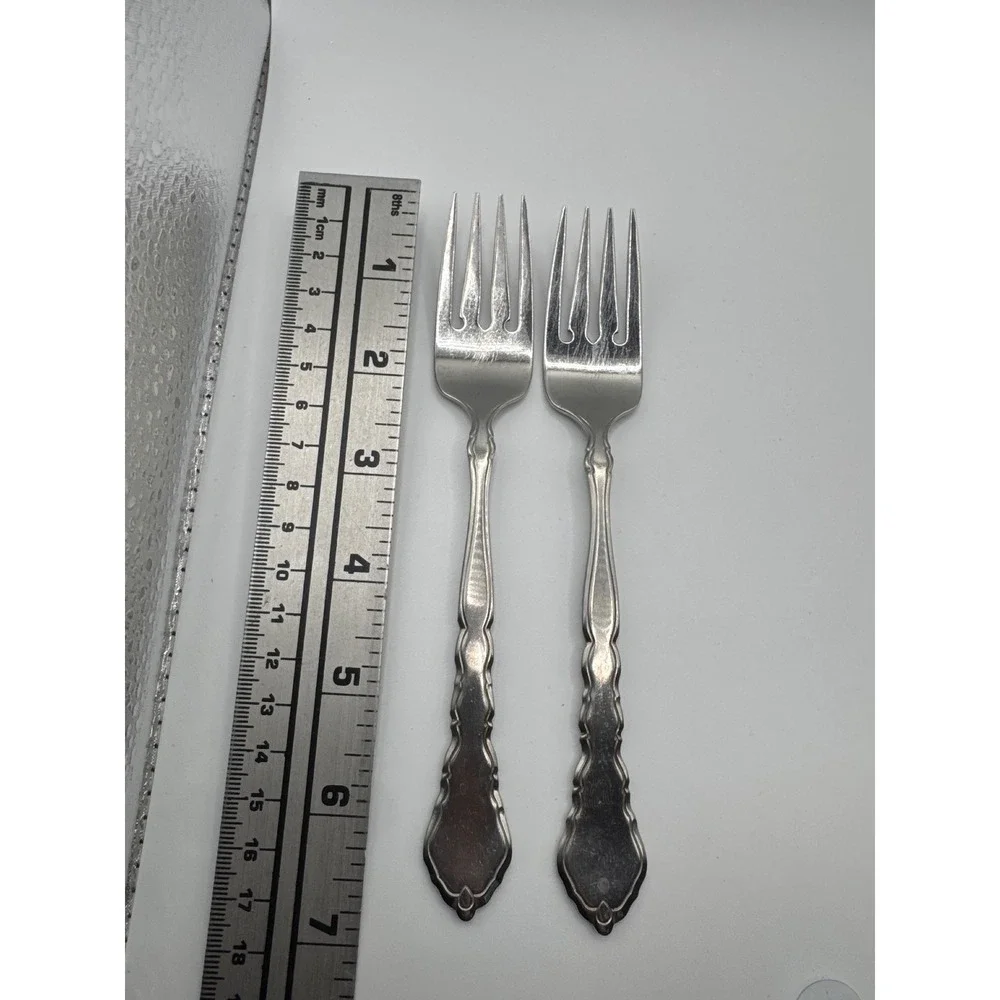 Oneida Royal Chippendale Stainless Salad Forks Set of 2 USA Glossy Scalloped